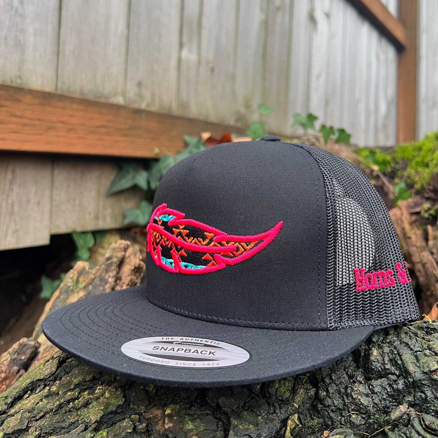 Feather Black Hot Pink