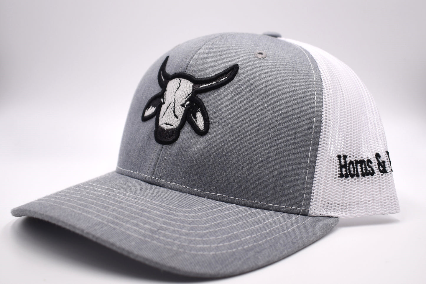 The Zebu (Grey/White)